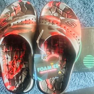 New Sketchers Foamies I have size 11,12,13 kids